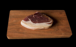 Jamon Jurassienne vom bunten "Distelschwein"