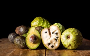 1kg Cherimoya & 3kg Avocado