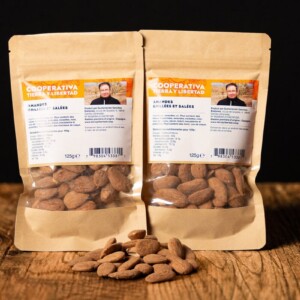 Salzmandeln, geröstet mit Haut